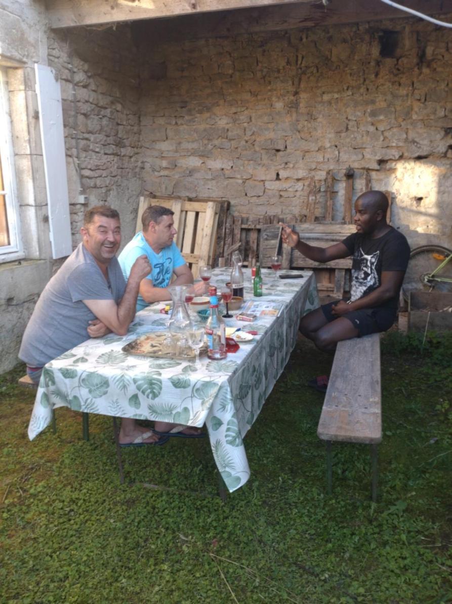 Gite Meuble 6 Personnes 2 Etoiles Haute Cote D'Or Proche Des Merveilles Touristiques Saint-Marc-sur-Seine Extérieur photo